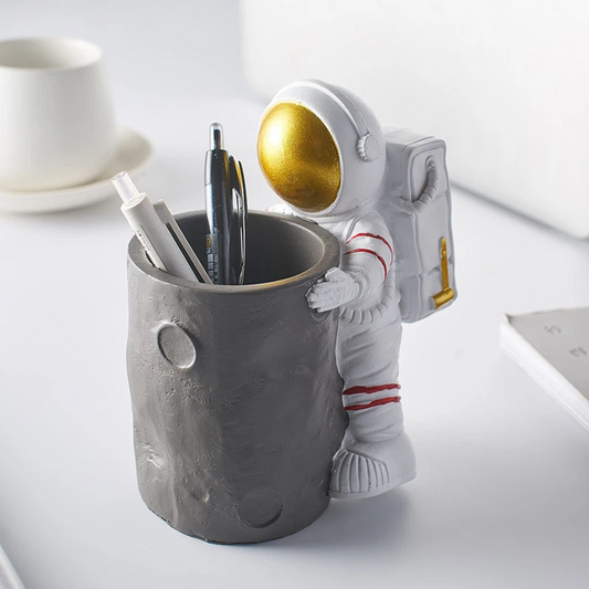 Astronaut Statue Cylindrical  Pen Holder
